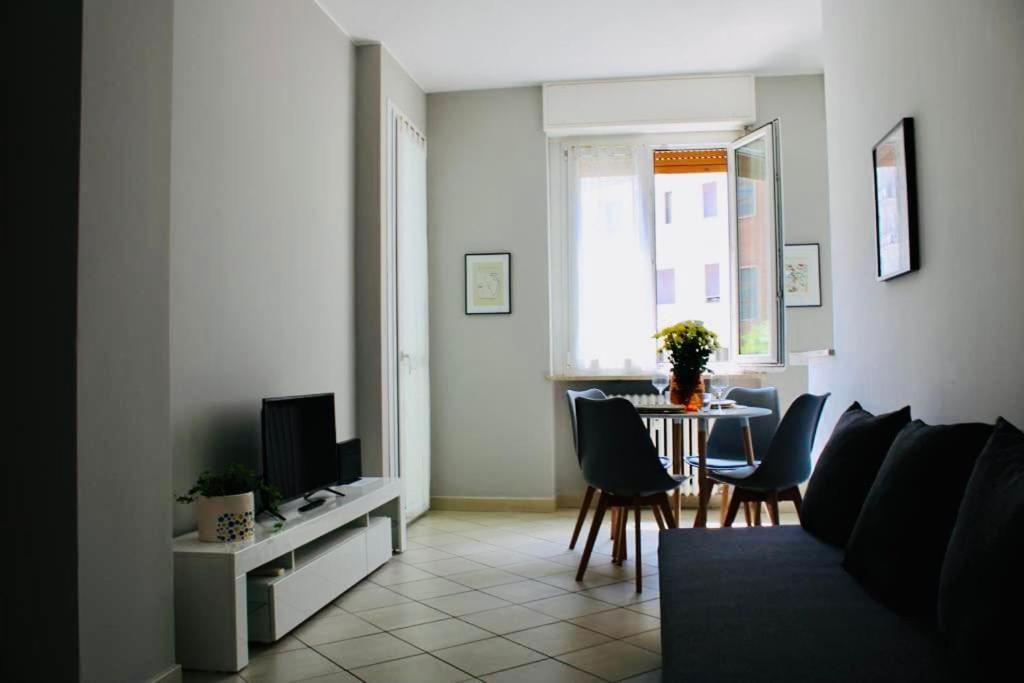 Genny'S Home Apartment Милан Экстерьер фото